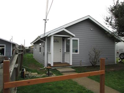 Photo 0