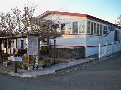Photo 0