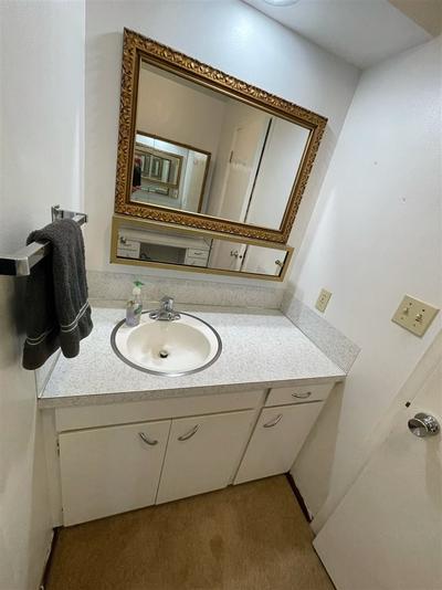 Photo 36