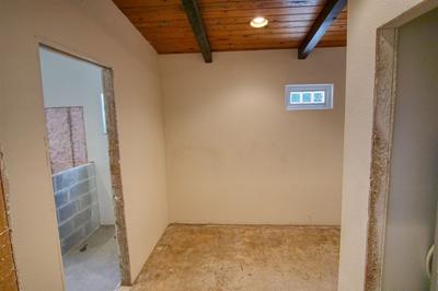 Photo 34