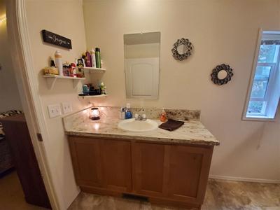 Photo 37