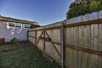Photo 32