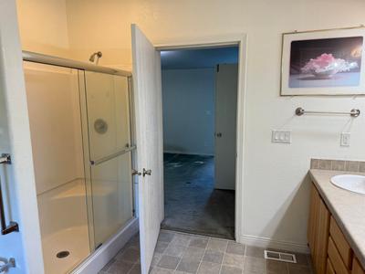 Photo 37