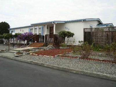 Photo 0