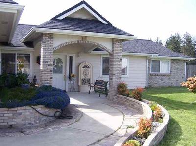 Photo 0