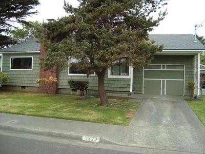 Photo 0