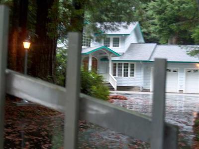 Photo 0